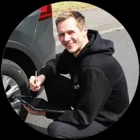 Jan Lösbrock, KFZ-Sachverständiger und Fahrzeuglackierermeister